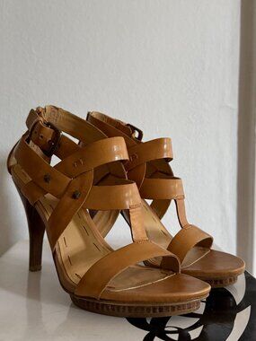 Nine West chic 'Natural' leather heels